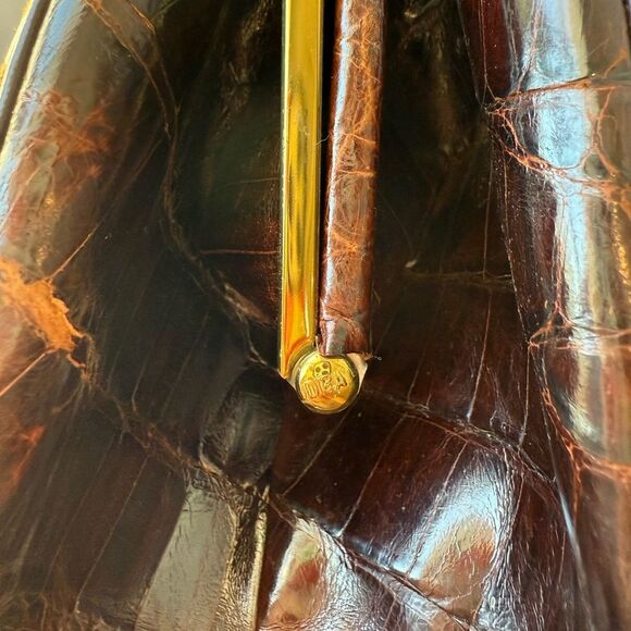 Vintage Ideal Leather Crocodile Bag Brown Embossed Brass Clasp - Picture 3 of 13